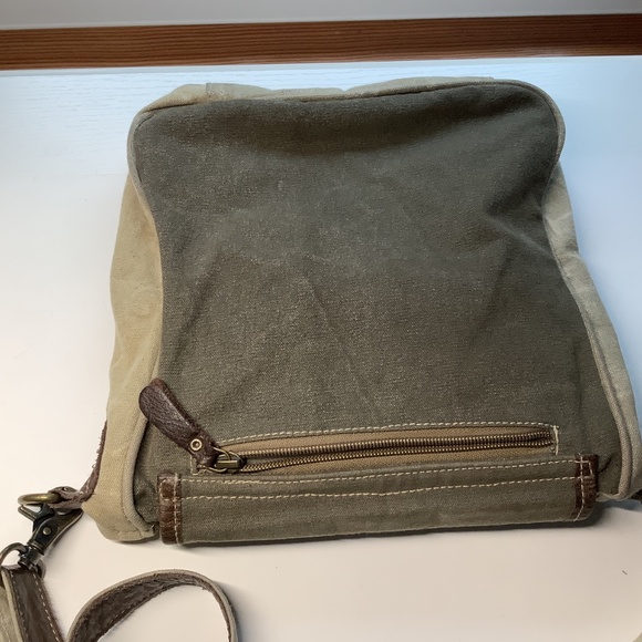 Myra Crossbody Bag - Paris Boulangerie - Picture 7 of 10